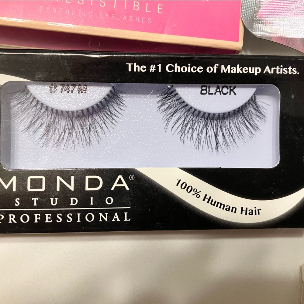 Haul - False Lashes Sets - Picture 4 of 11